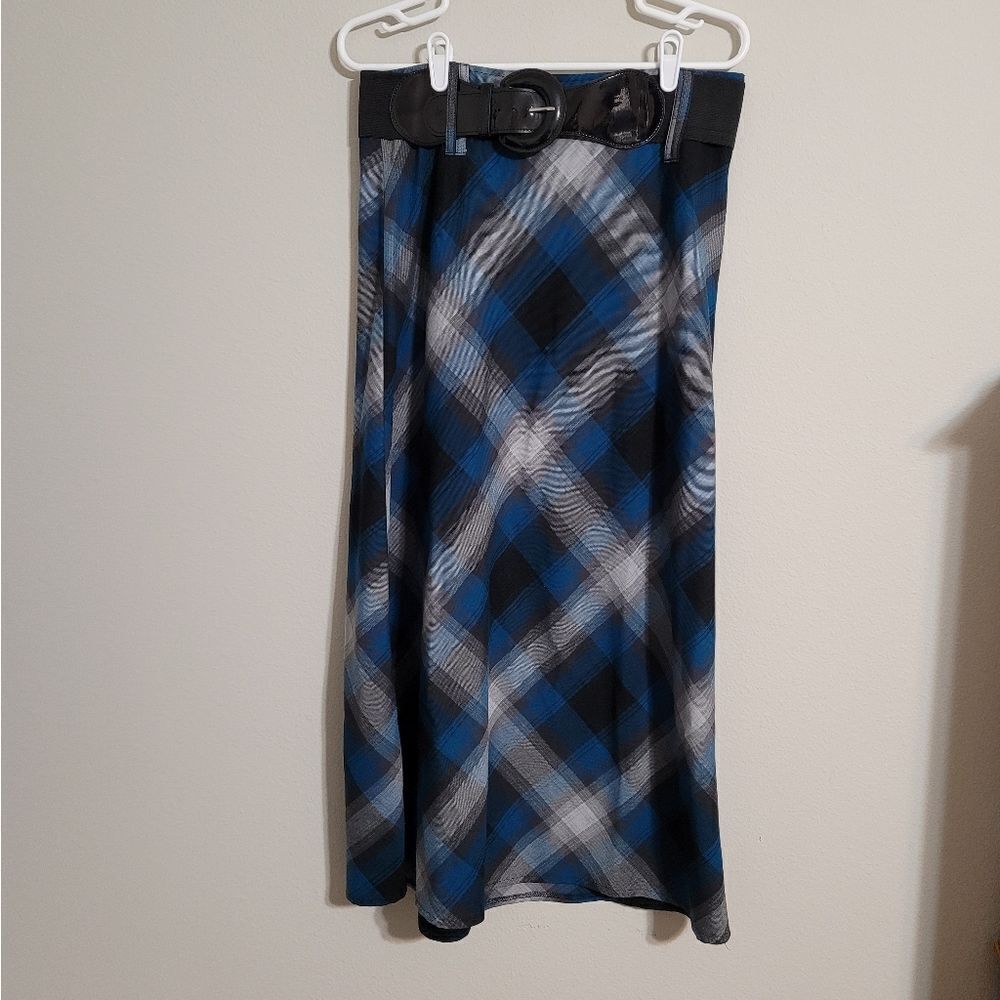 Blue plaid maxi skirt with belt